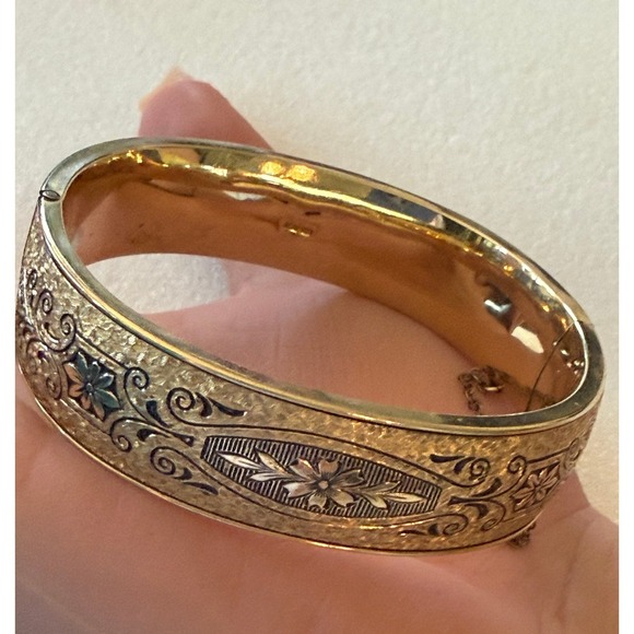 Jewelry - Vintage Gold Filled Etched Black Enamel Bangle Bracelet Fine